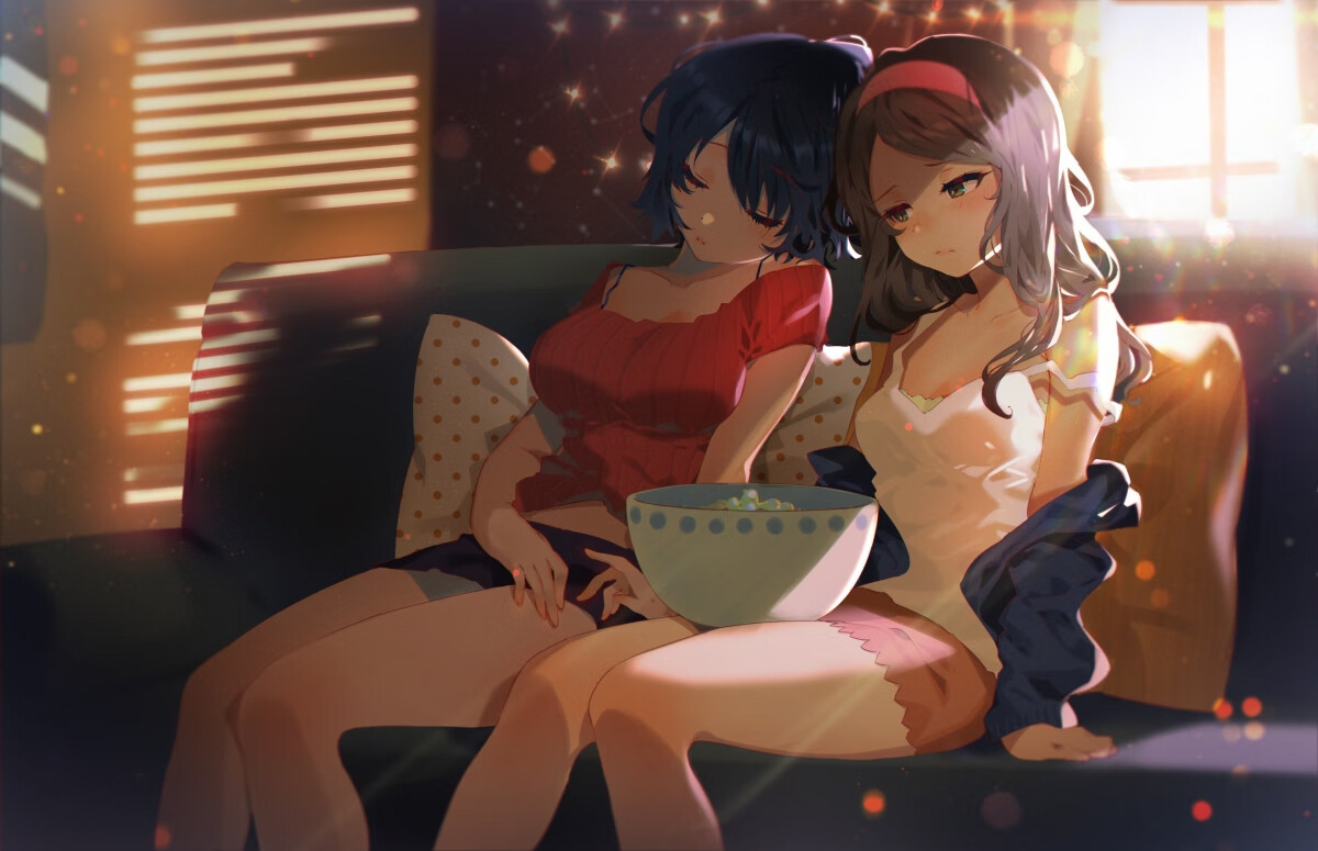 “健力赛事:高新体育中心举重场上演重磅对决,纪录挑战不断”