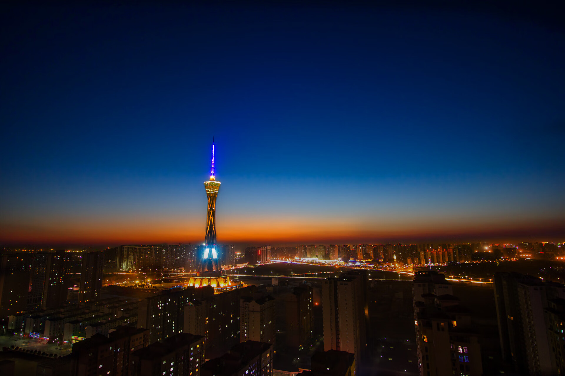 埃弗顿防守韧性提升稳住局势,埃弗顿强吗