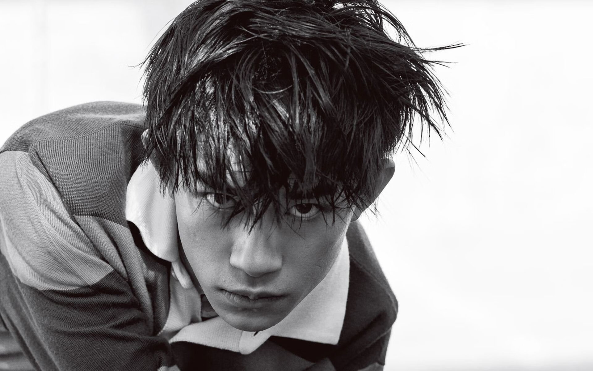 开云官方网页登录-基：全黑队的“防守盾牌”，每次对抗都精准而有力