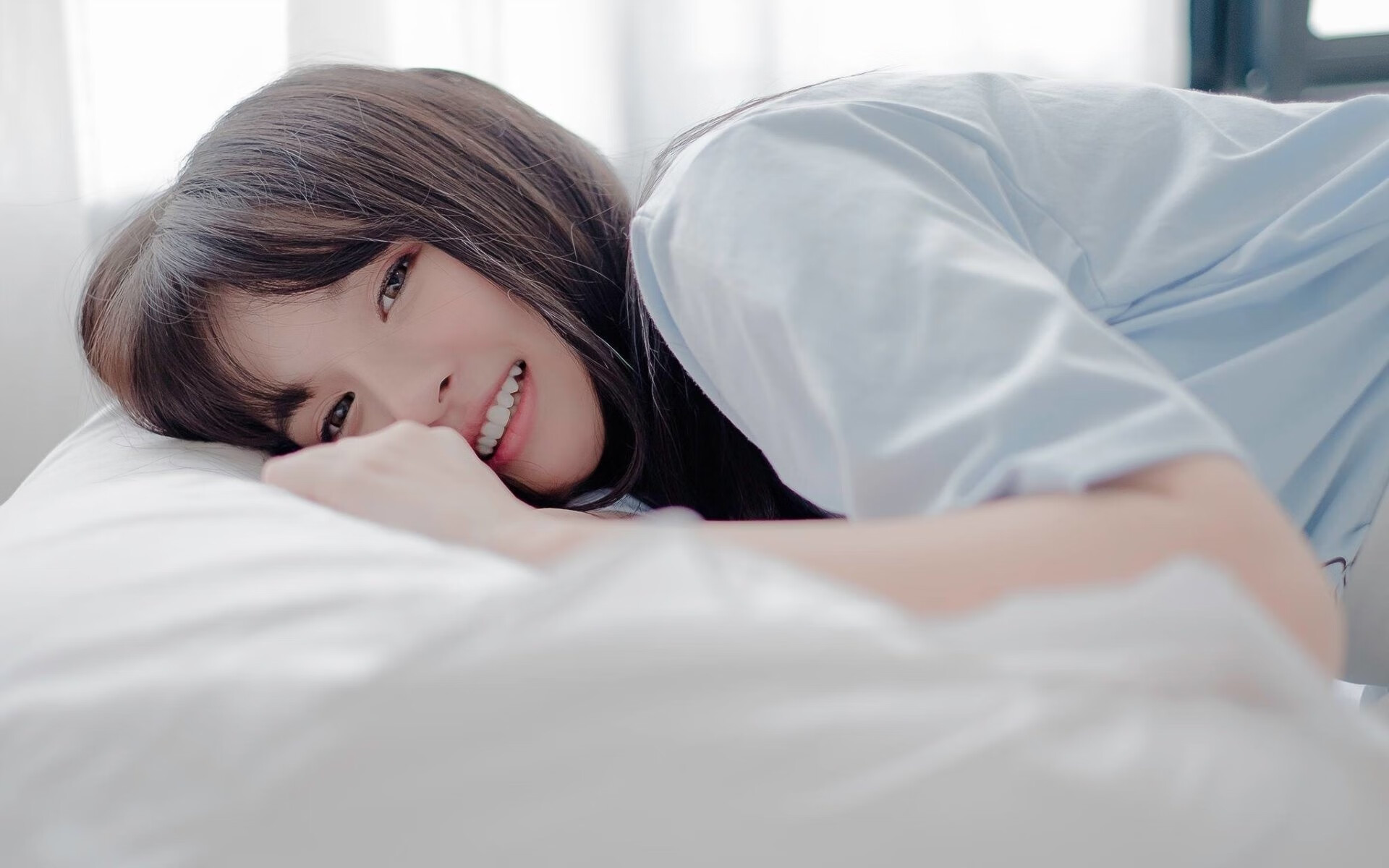 张雨霏与外教深度沟通提升表现,张雨霏霸气回应美国媒体